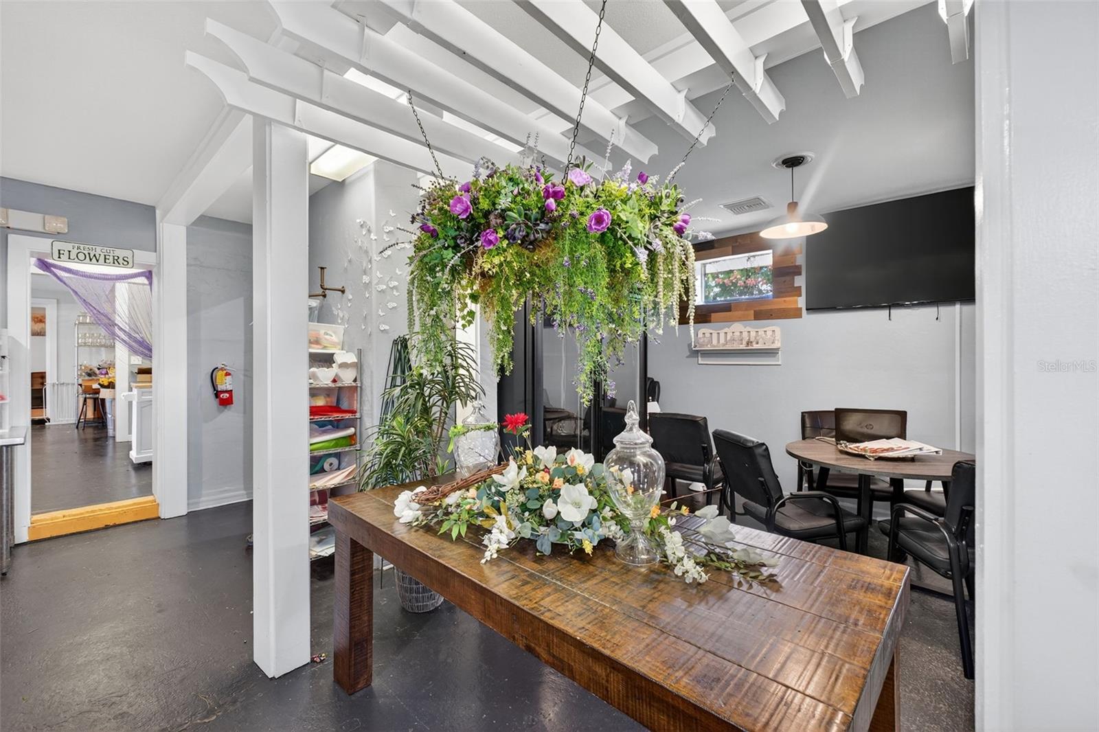 WOODMONT HEIGHTS - Commercial Sale