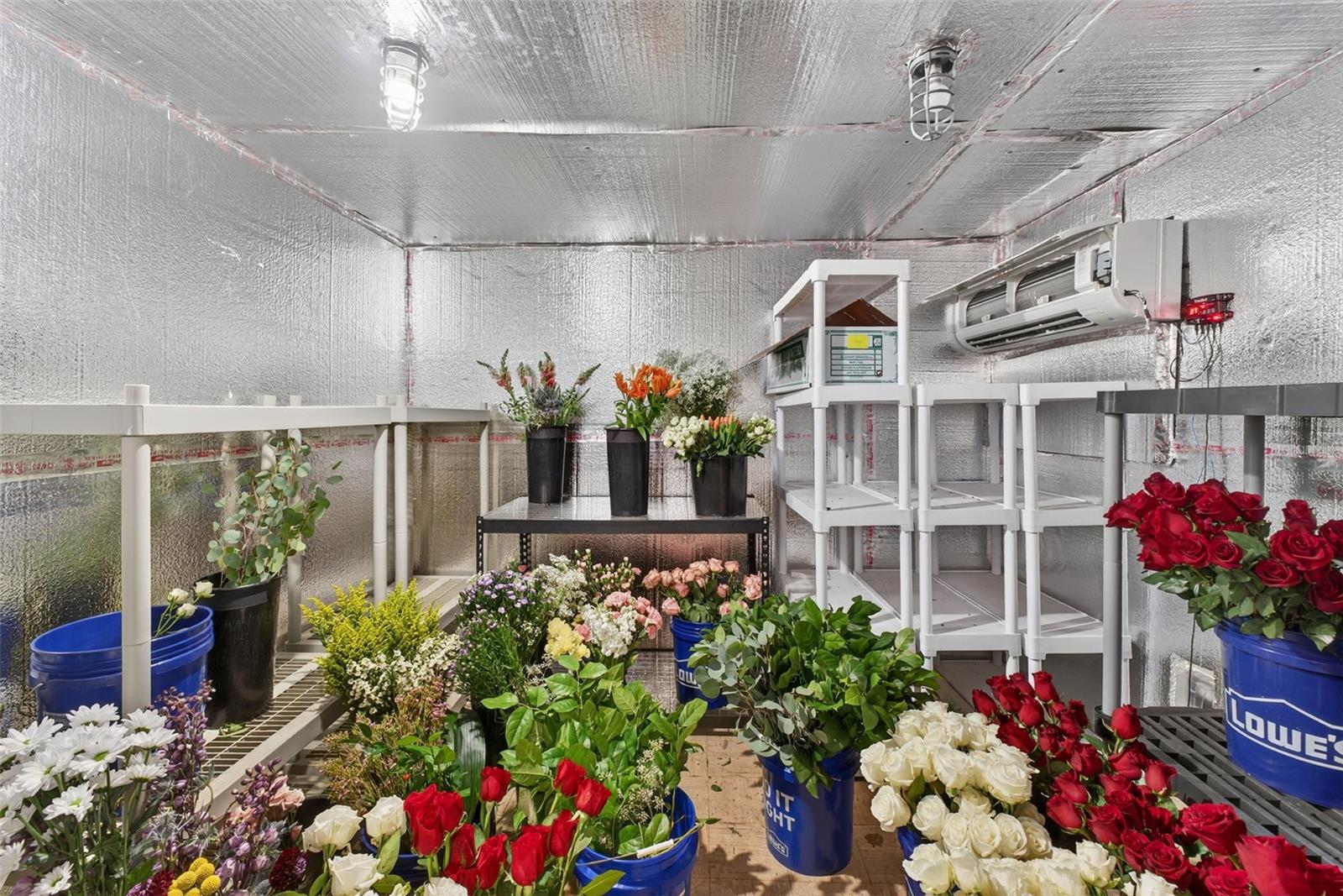 WOODMONT HEIGHTS - Commercial Sale