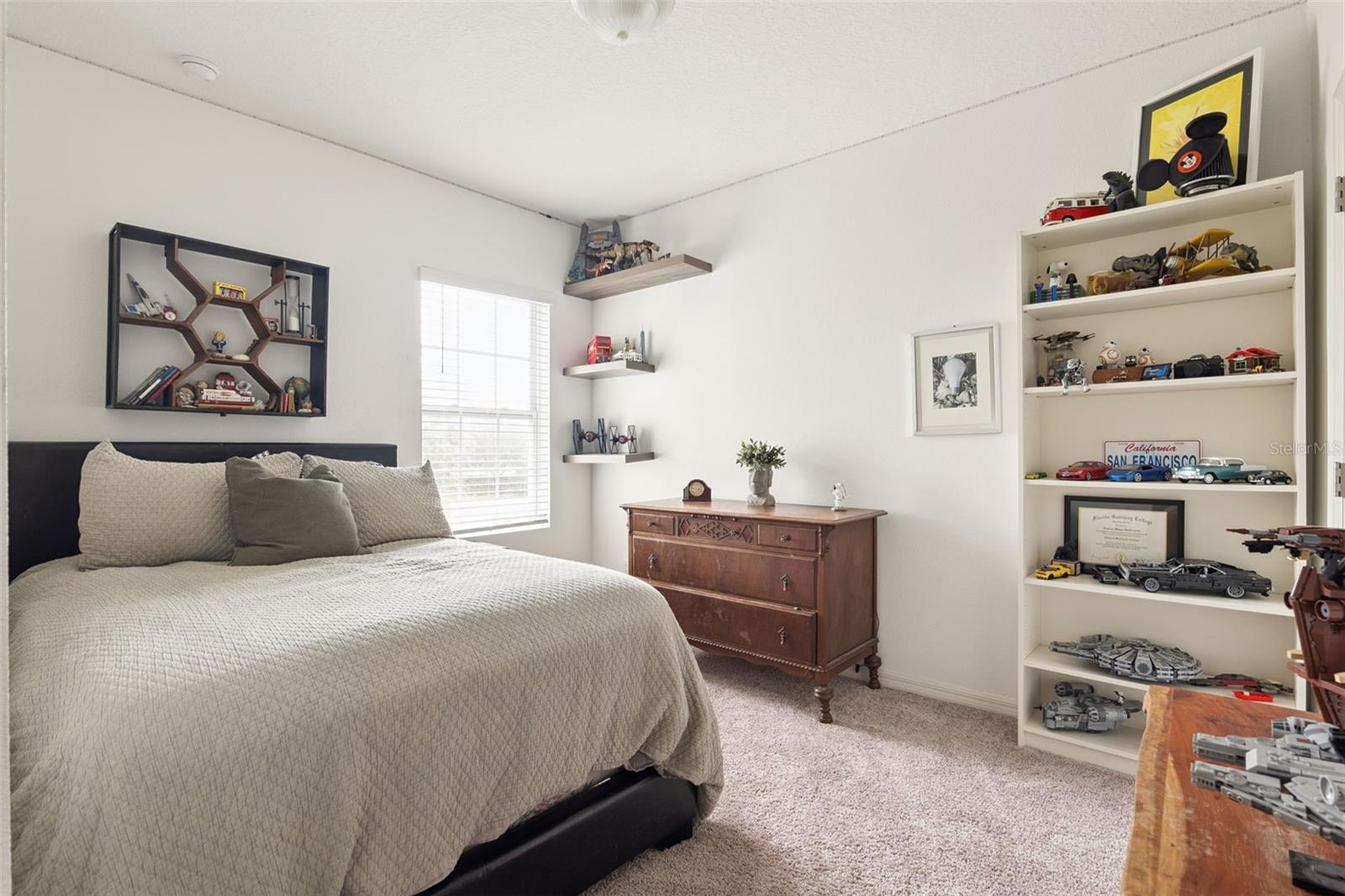 SWEETWATER GOLF & COUNTRY CLUB - Residential