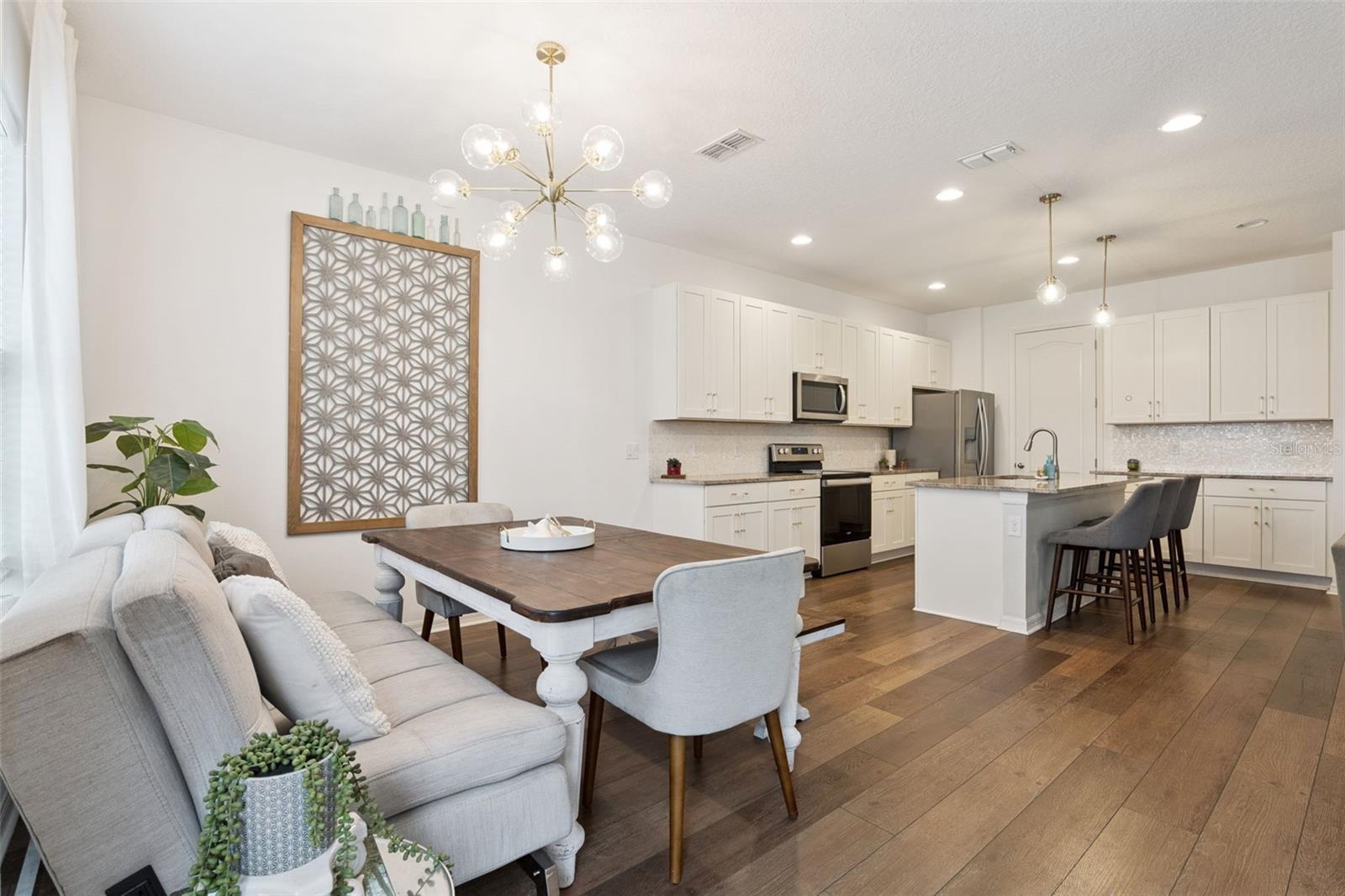 SWEETWATER GOLF & COUNTRY CLUB - Residential