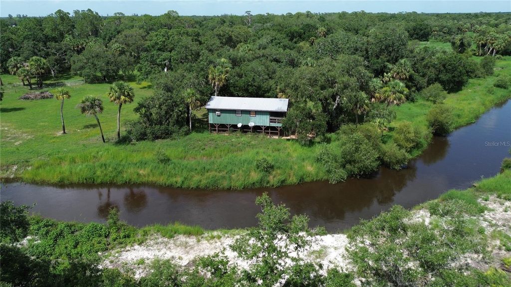Photo of 0 SE Highway 31, Arcadia, FL 34266 (MLS # C7511702)