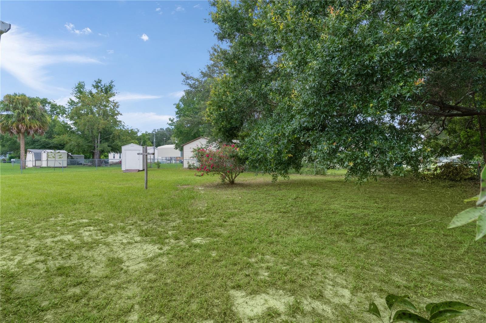 LITTLE LAKE WEIR - Residential