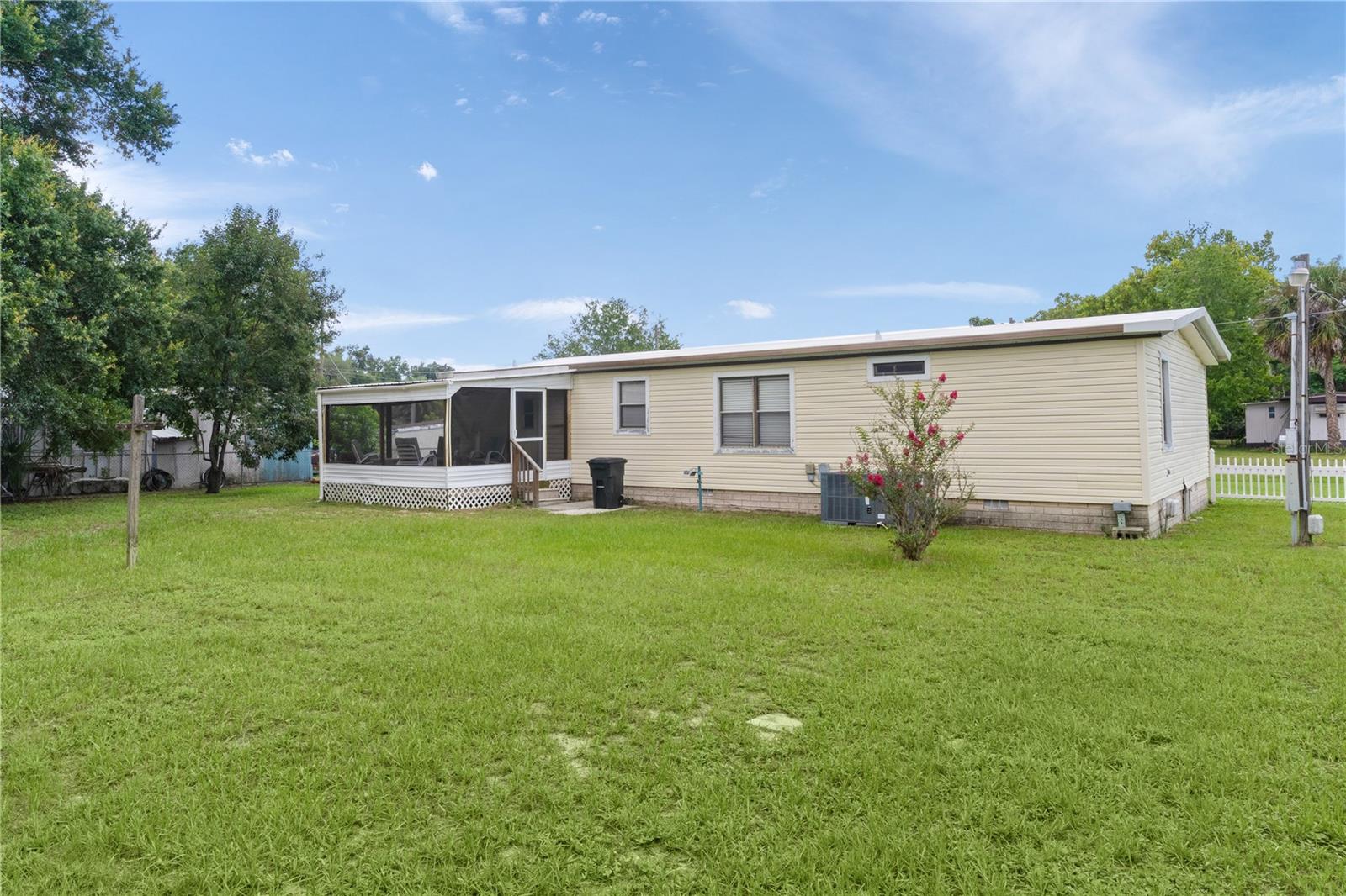 LITTLE LAKE WEIR - Residential