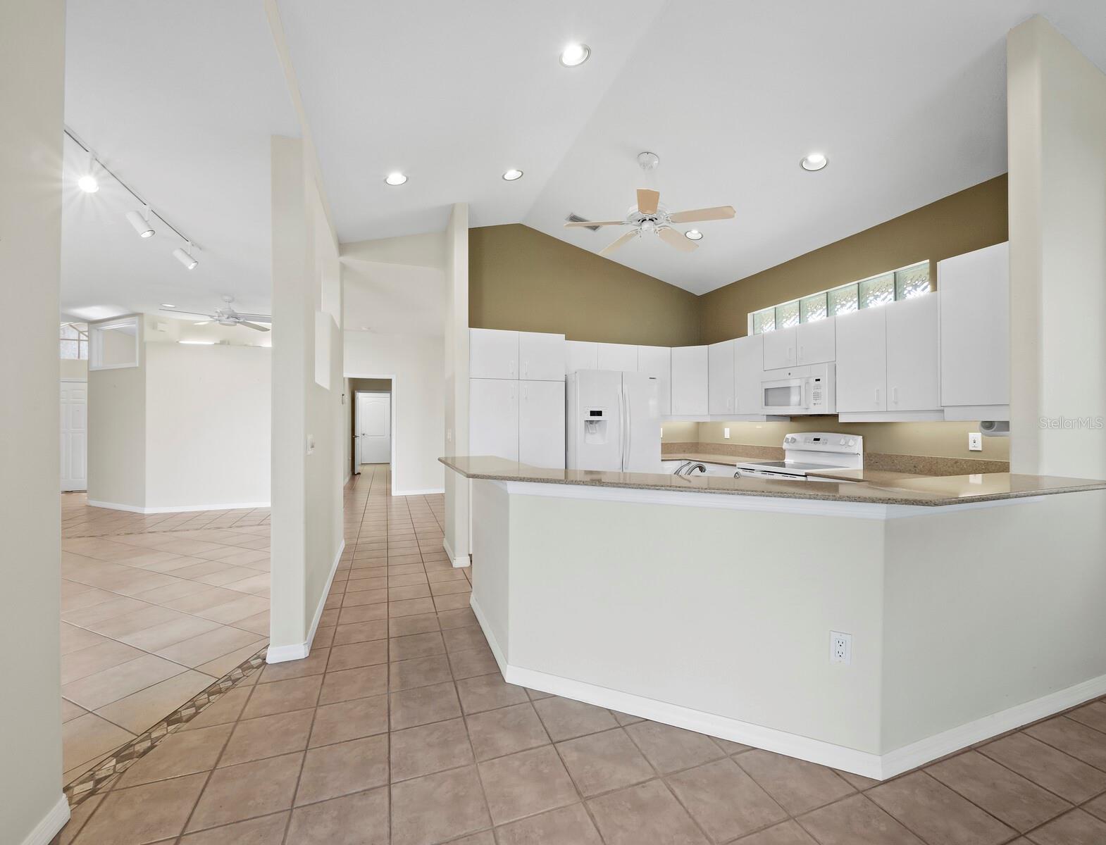 MIRA LAGO AT PALMER RANCH PH 3 - Residential