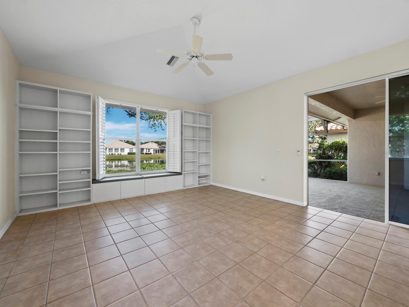 MIRA LAGO AT PALMER RANCH PH 3 - Residential