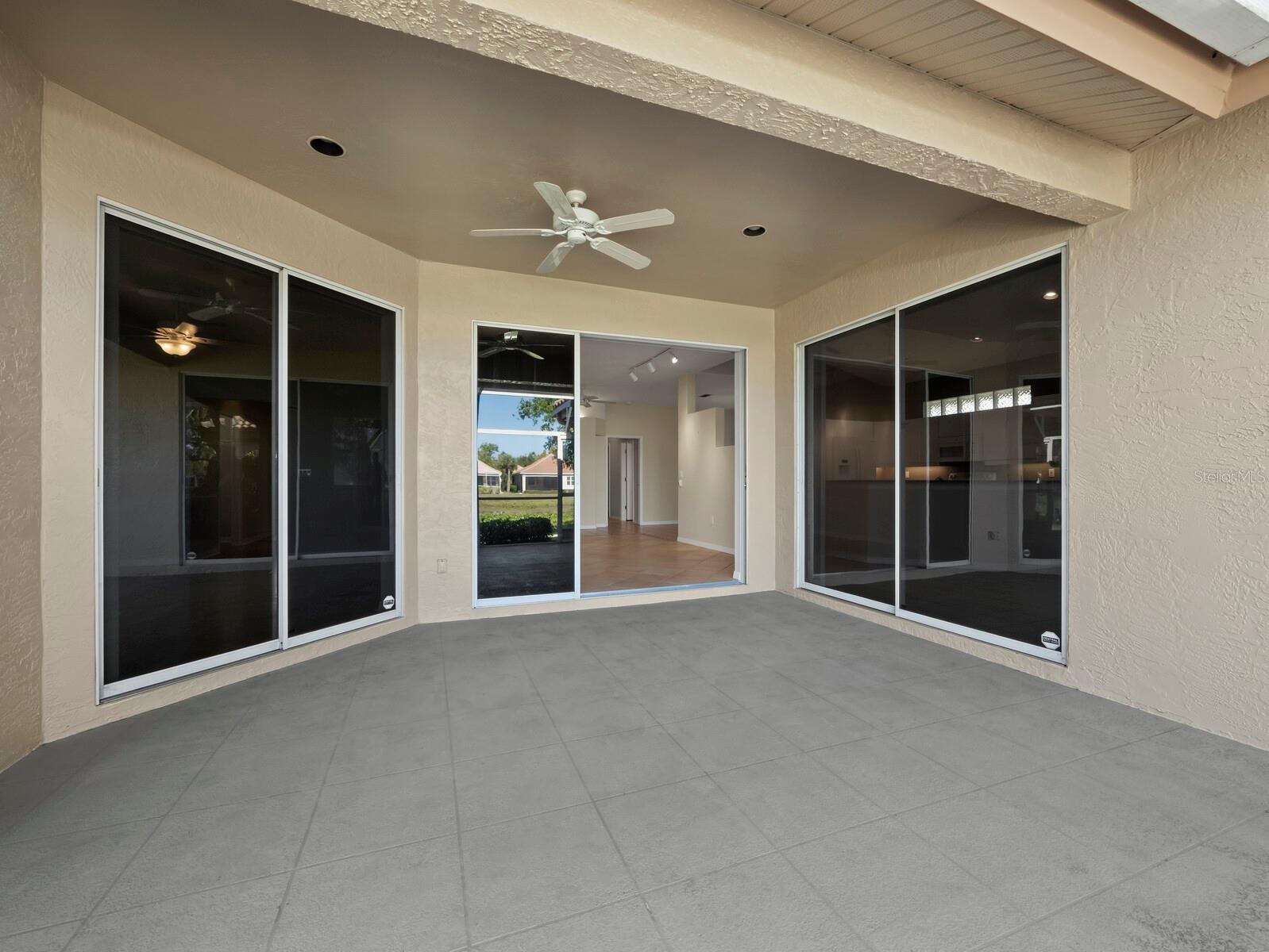 MIRA LAGO AT PALMER RANCH PH 3 - Residential