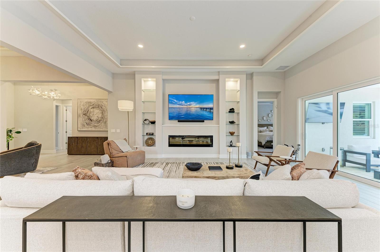 LAKEHOUSE COVE/WATERSIDE PH 5 - Residential