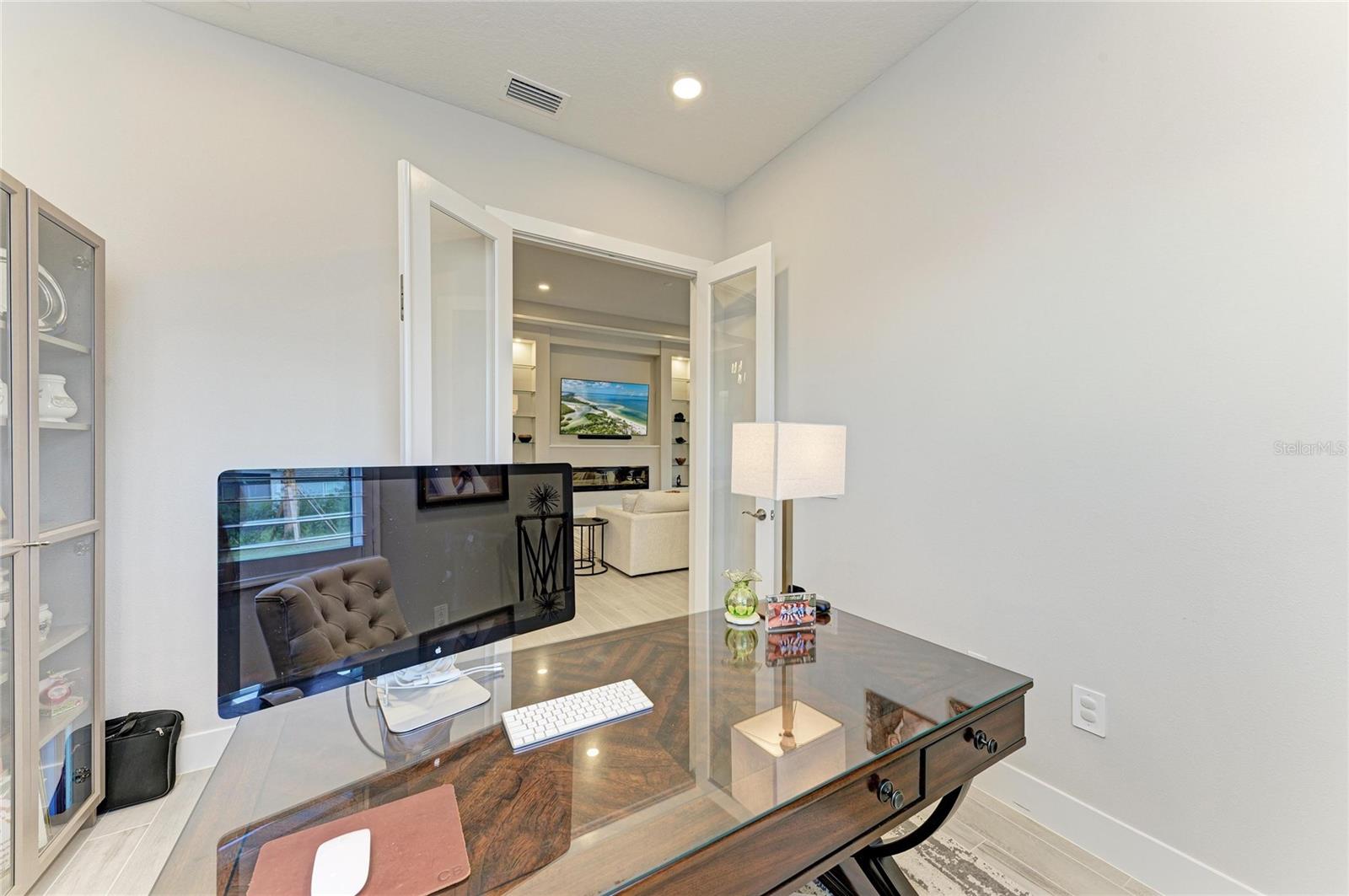 LAKEHOUSE COVE/WATERSIDE PH 5 - Residential