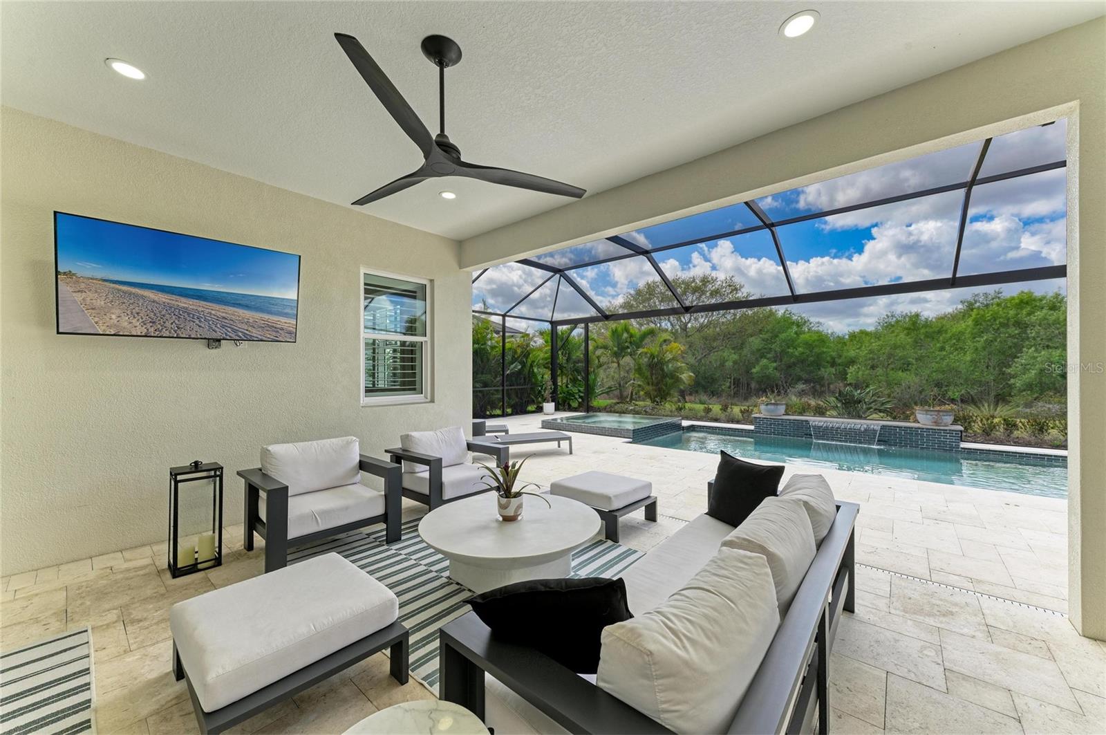 LAKEHOUSE COVE/WATERSIDE PH 5 - Residential