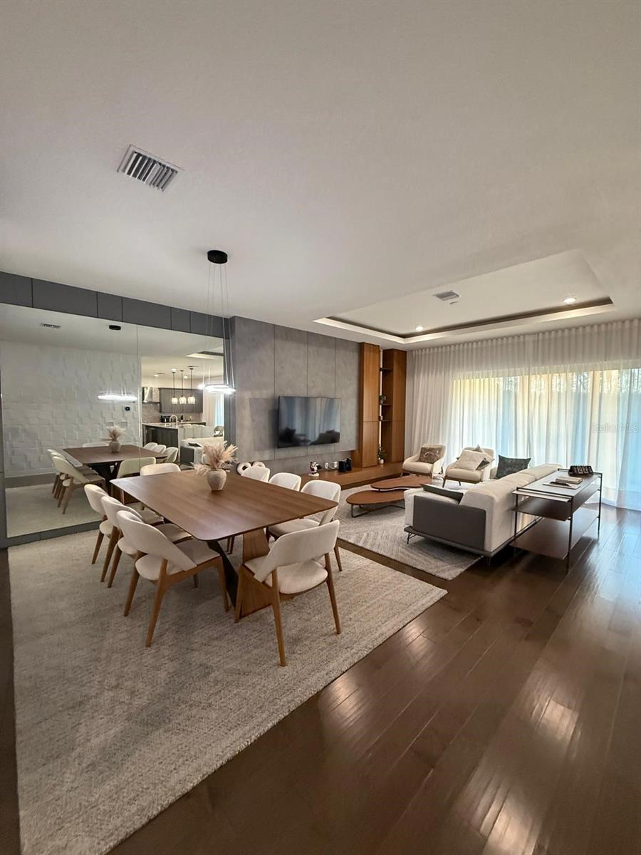 8289 TOPSAIL PLACE