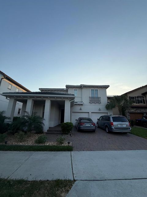 Photo of 8289 Topsail Place, Winter Garden, FL 34787 (MLS # S5121526)