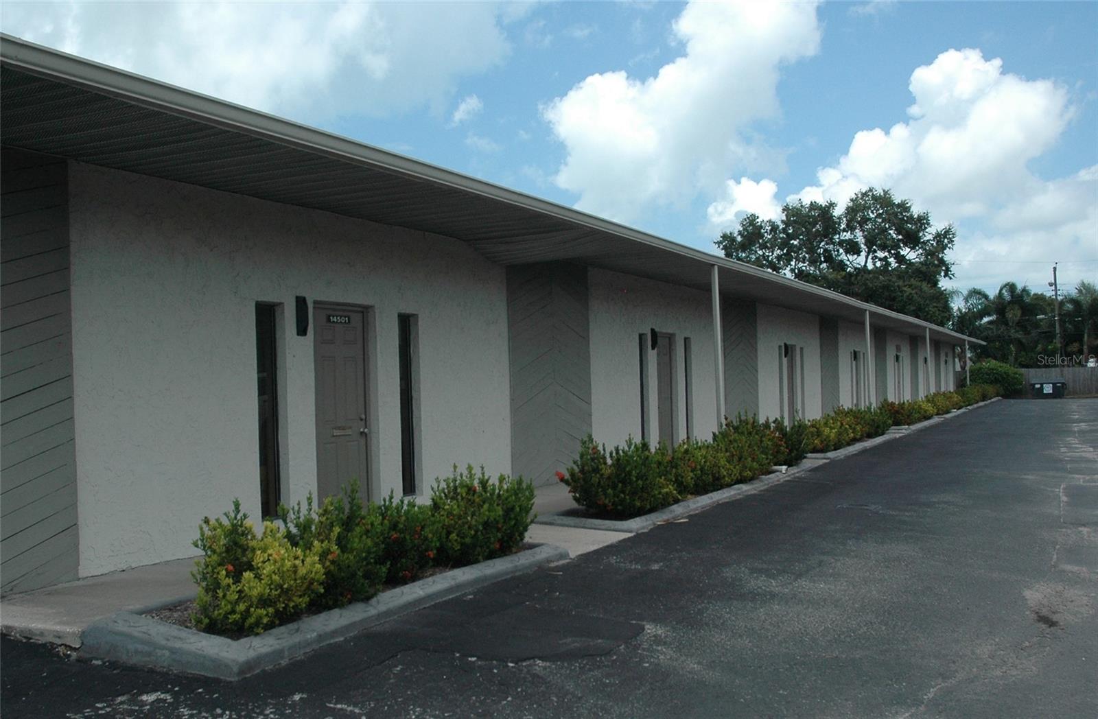 688 PROFESSIONAL CENTER CONDO - Commercial Lease