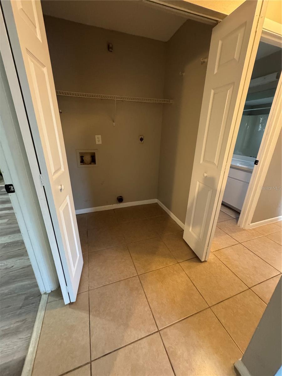 LAKE GIBSON VILLAS PH 03-B - Residential Lease