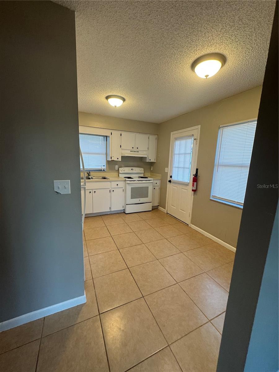 LAKE GIBSON VILLAS PH 03-B - Residential Lease