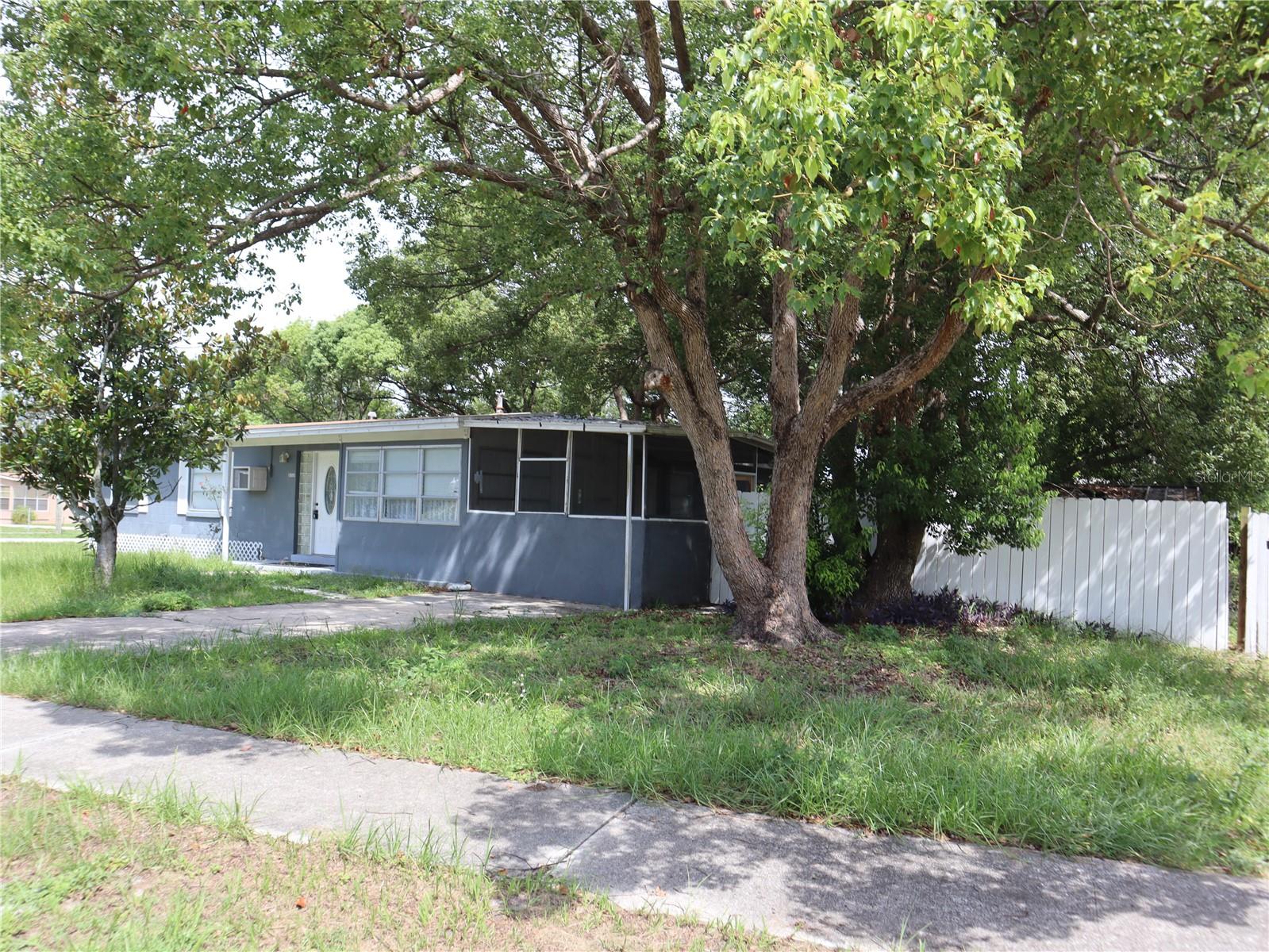 1500 DAROCA DRIVE