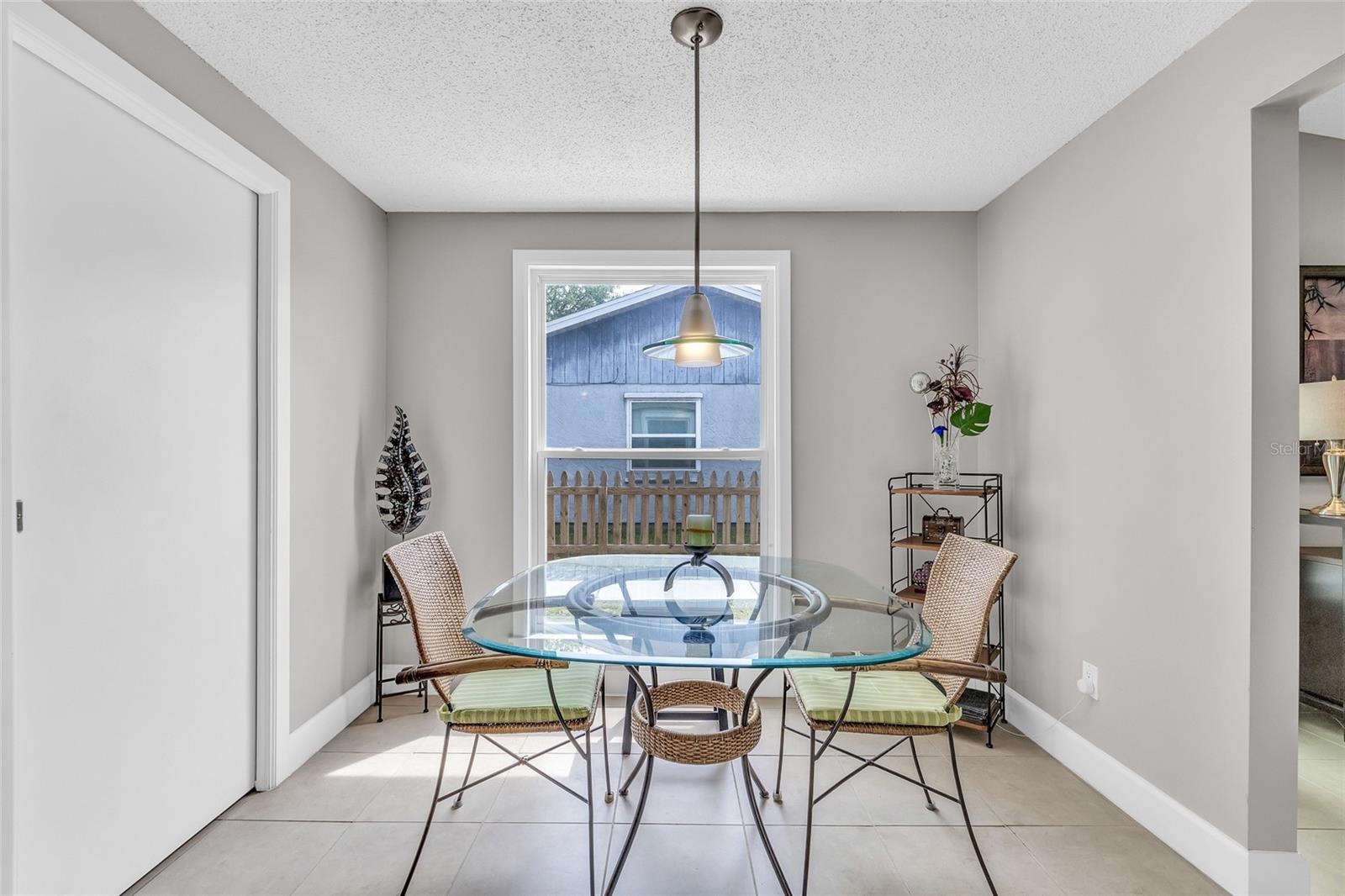 COUNTRY RUN UNIT 1 - Residential