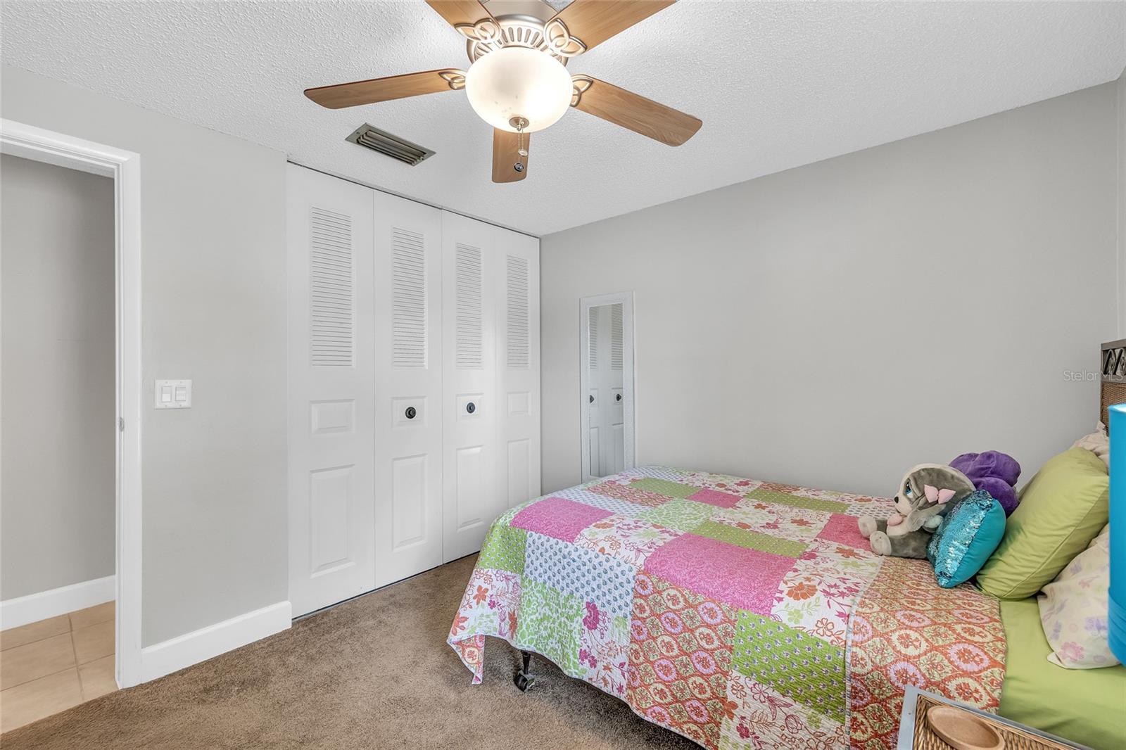 COUNTRY RUN UNIT 1 - Residential