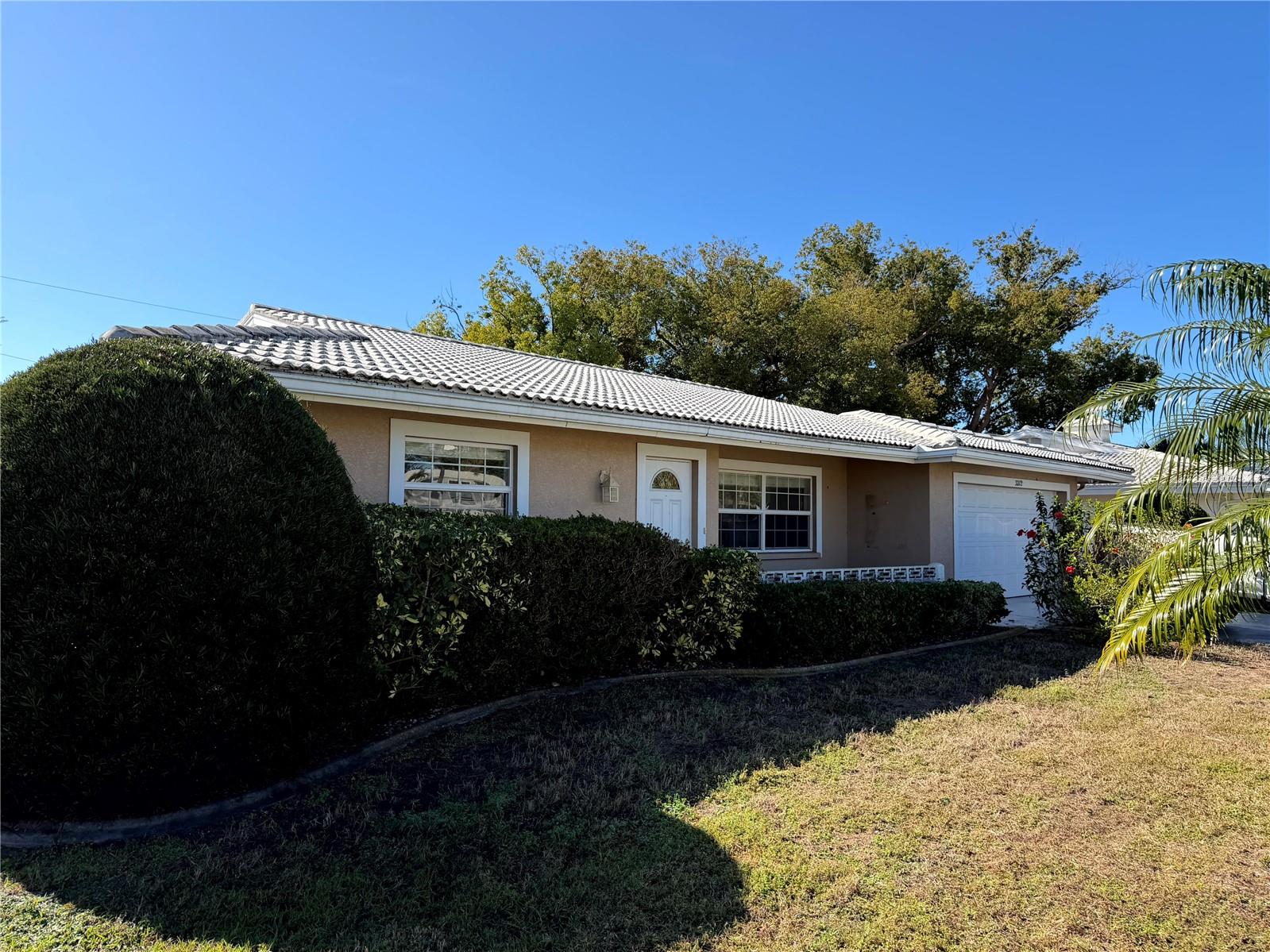 VILLAGE GREEN CLUB ESTATES - Residential