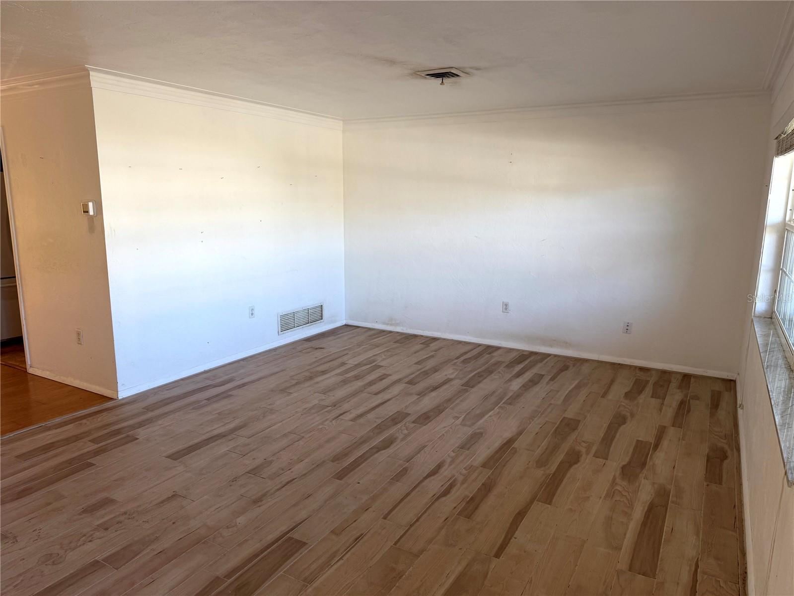 VILLAGE GREEN CLUB ESTATES - Residential