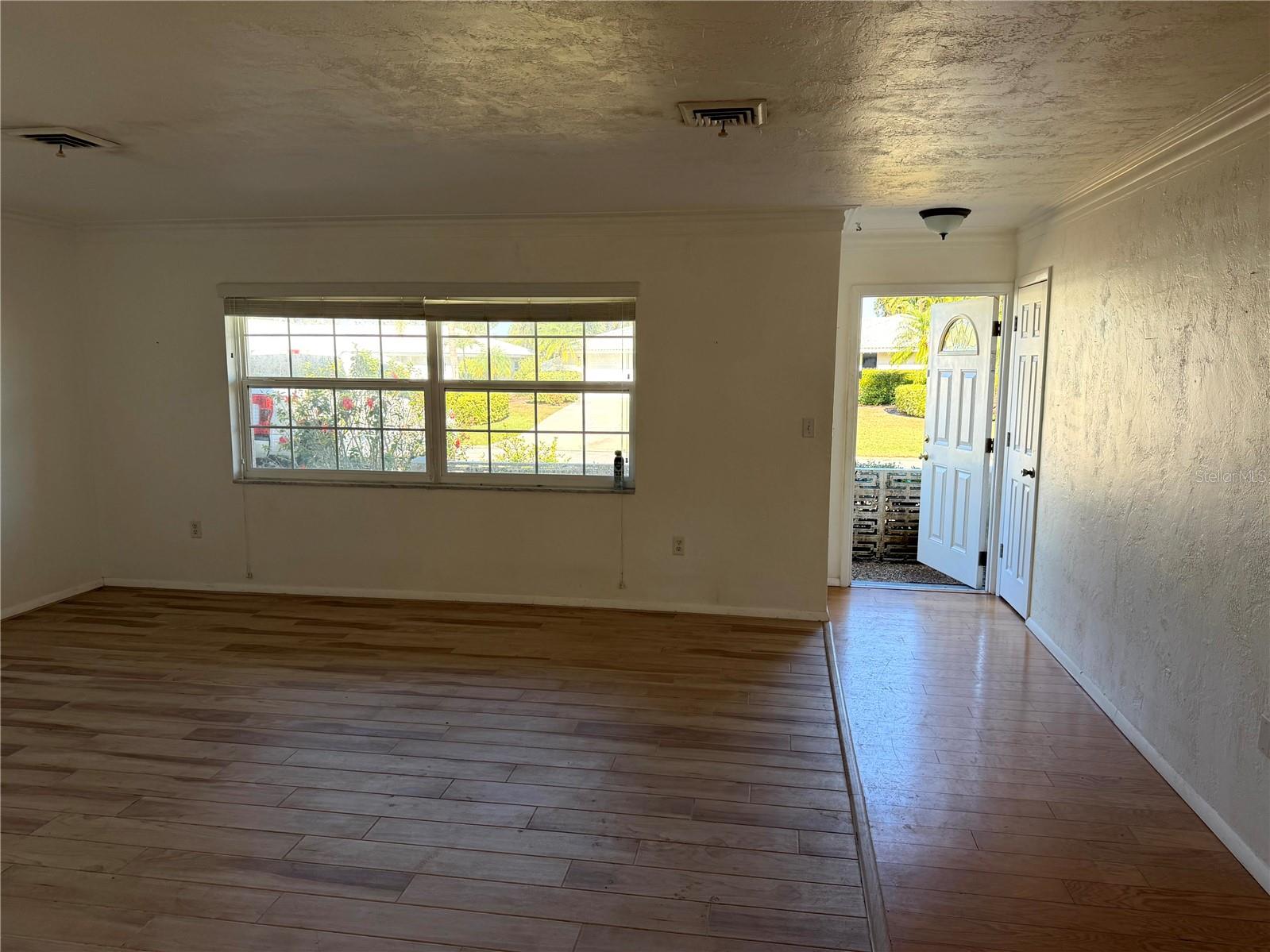 VILLAGE GREEN CLUB ESTATES - Residential