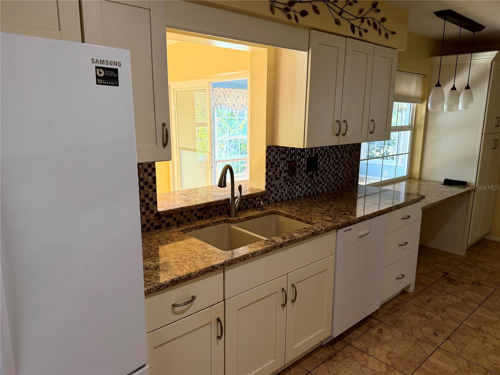 VILLAGE GREEN CLUB ESTATES - Residential