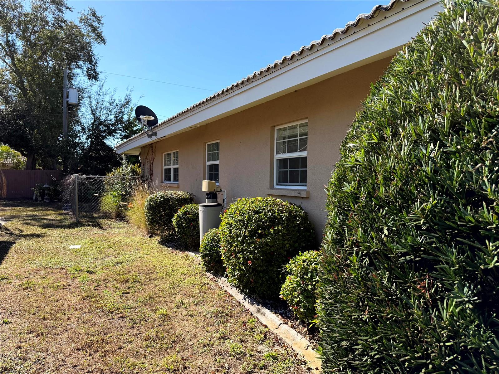 VILLAGE GREEN CLUB ESTATES - Residential