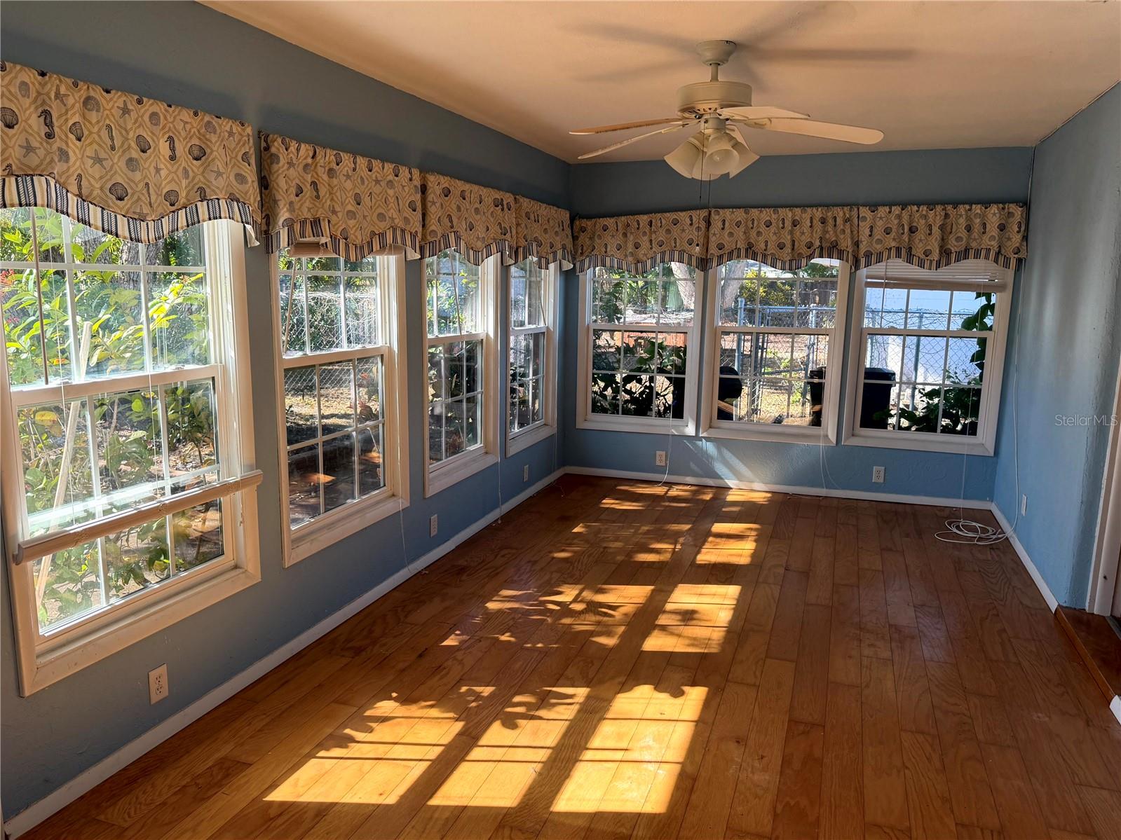 VILLAGE GREEN CLUB ESTATES - Residential