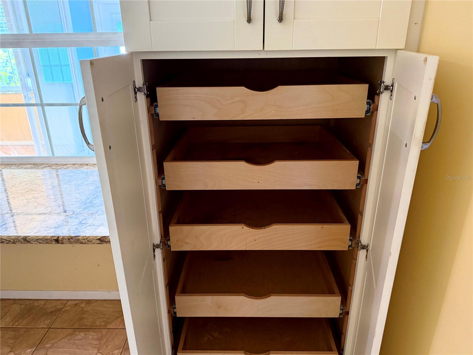 VILLAGE GREEN CLUB ESTATES - Residential