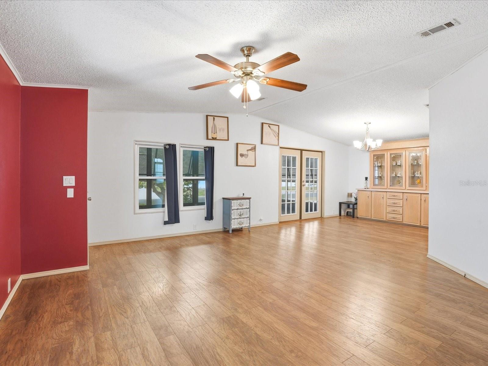 LEMON BAY ISLES PH 02 - Residential