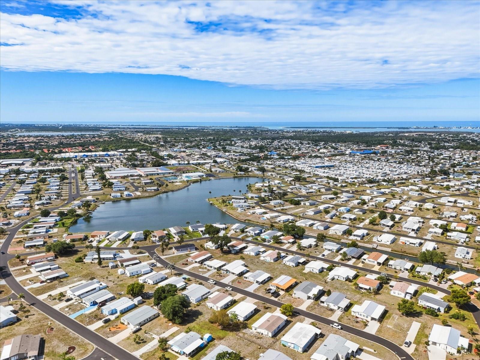 LEMON BAY ISLES PH 02 - Residential