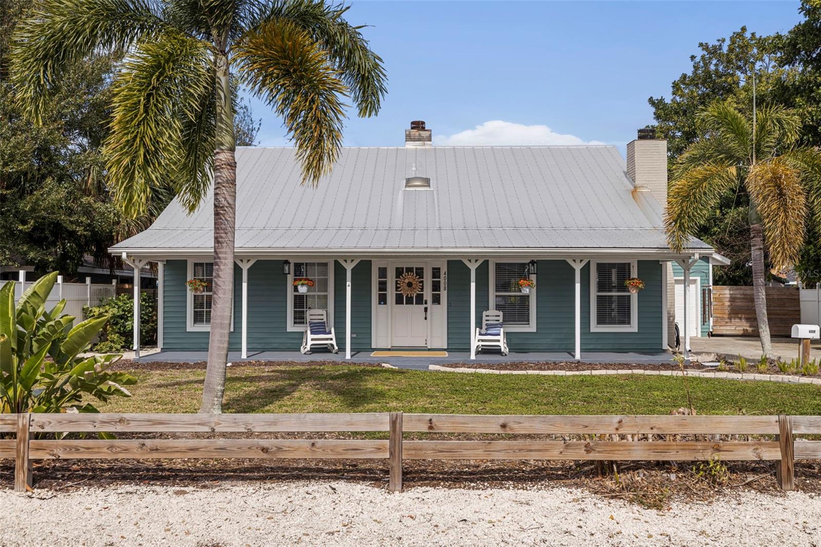 COUNTRY CLUB HEIGHTS - Residential