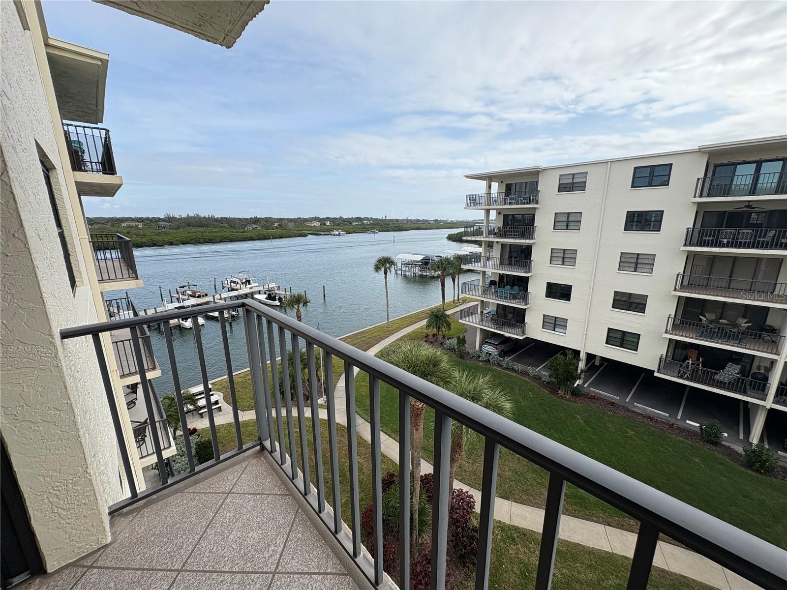 GOLDEN SHORES CONDO - Residential