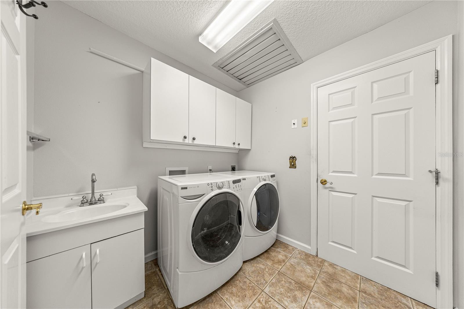 OCALA PALMS UN 01 - Residential