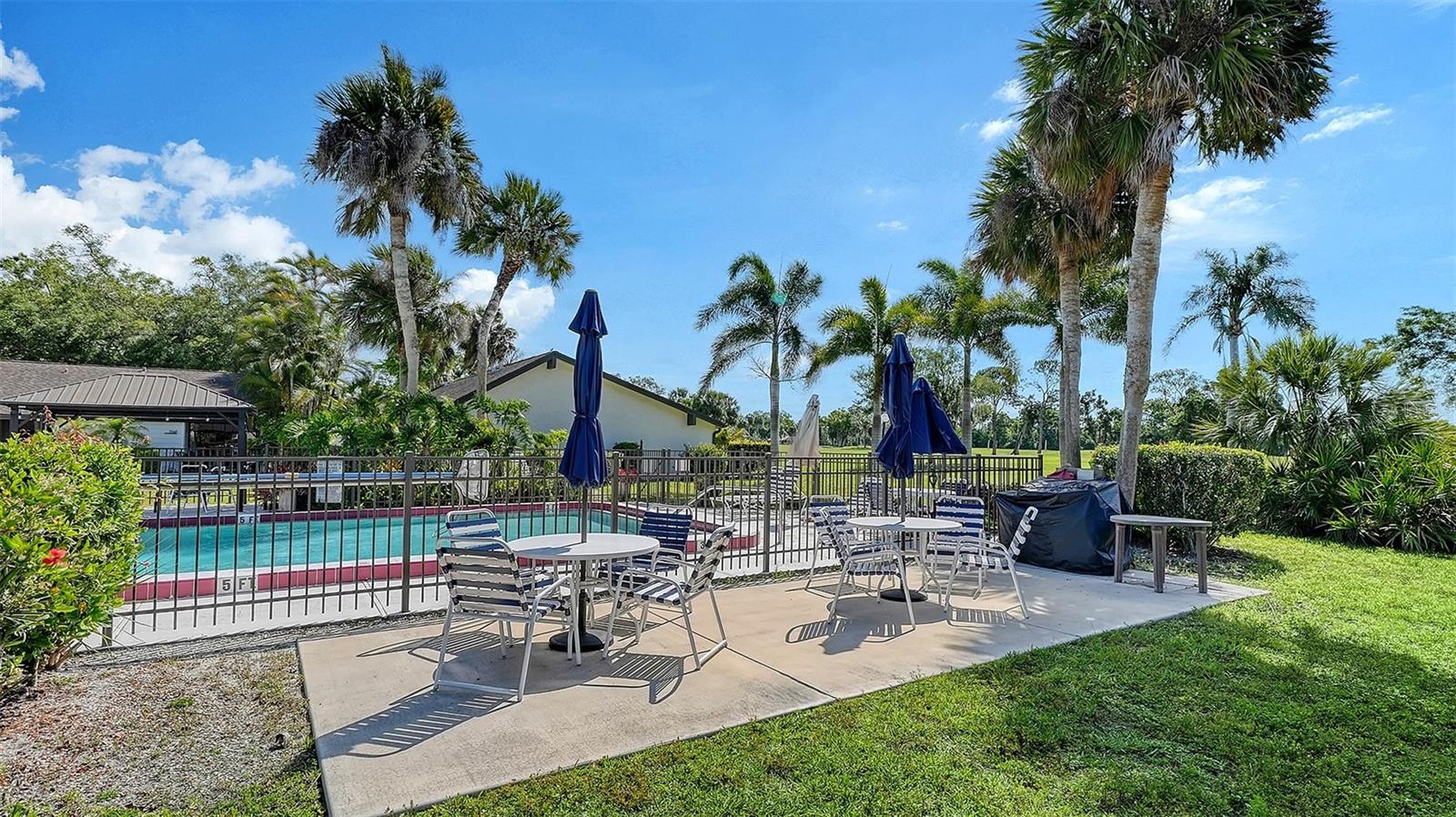 BUNKER OAKS - Residential