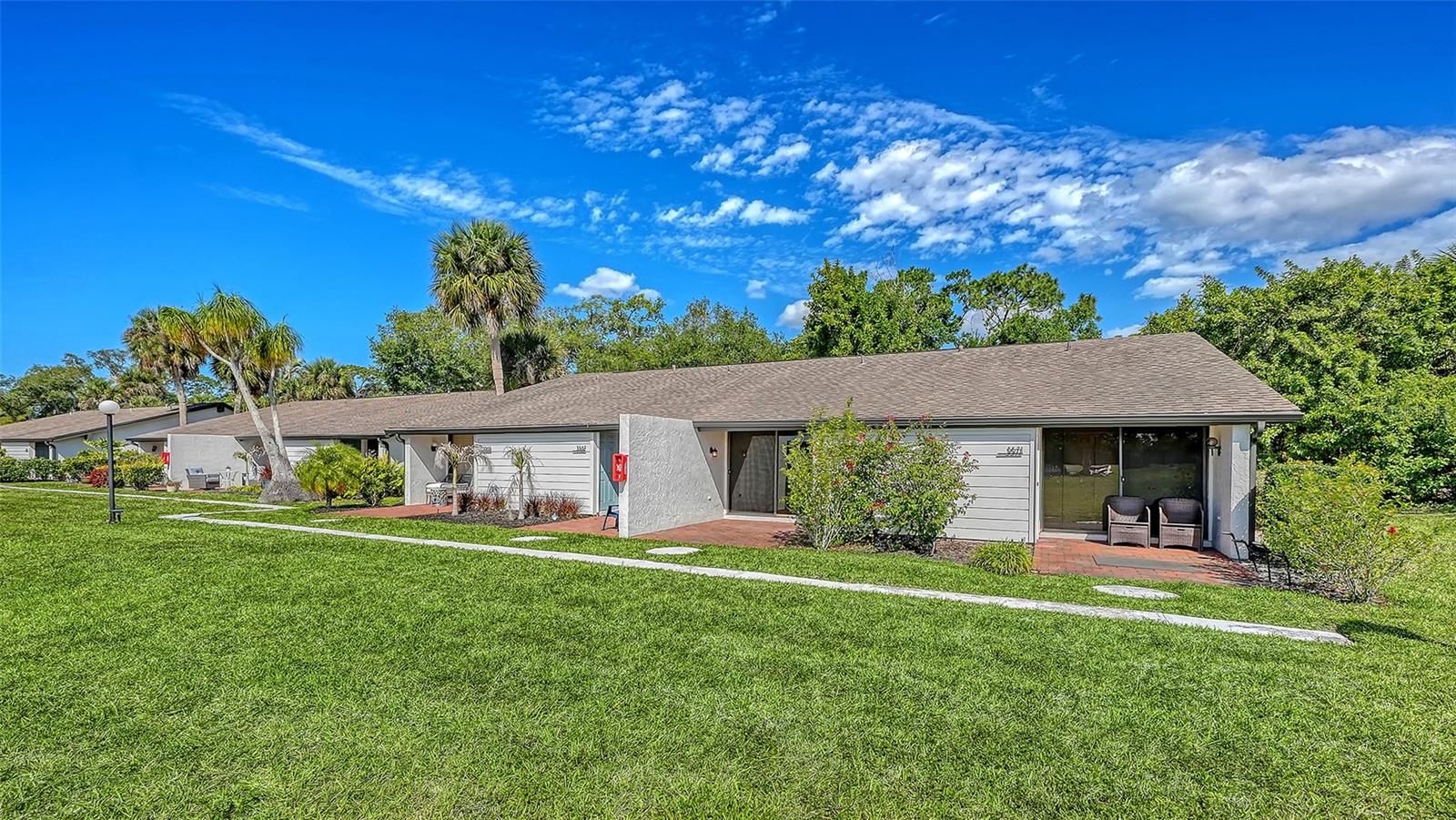 BUNKER OAKS - Residential