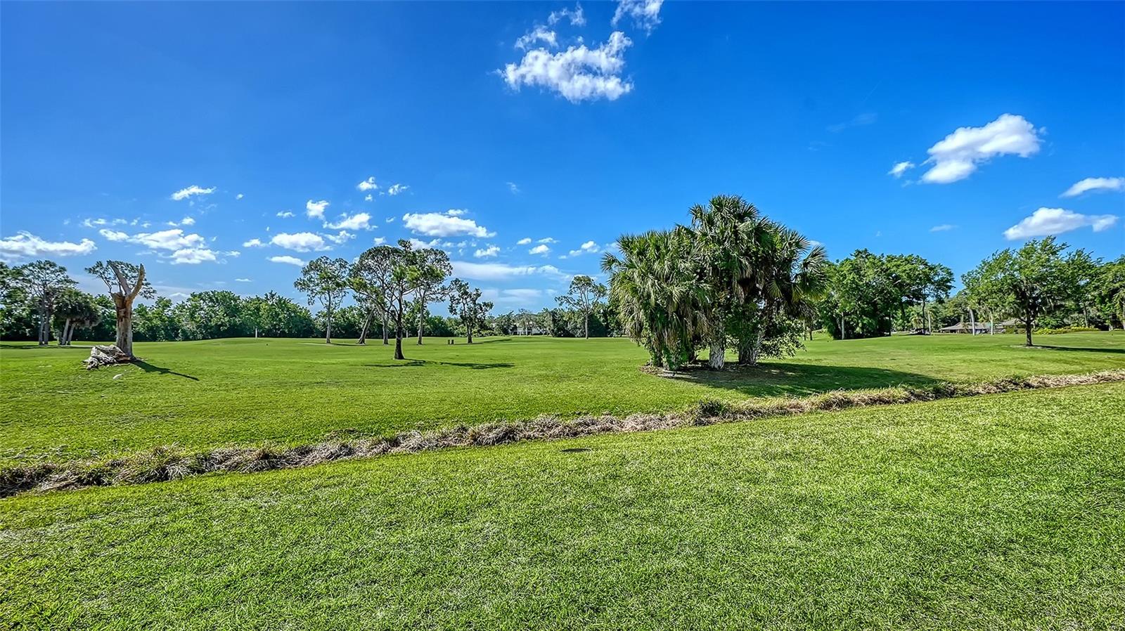 BUNKER OAKS - Residential