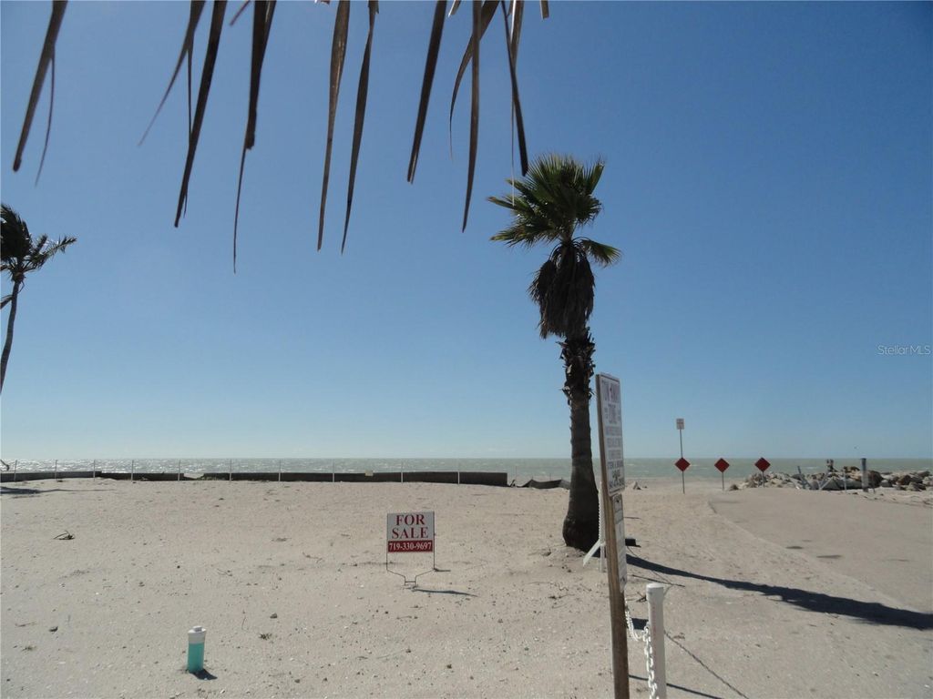 Photo of 35 Sand Dollar Lane, Englewood, FL 34223 (MLS # N6142669)