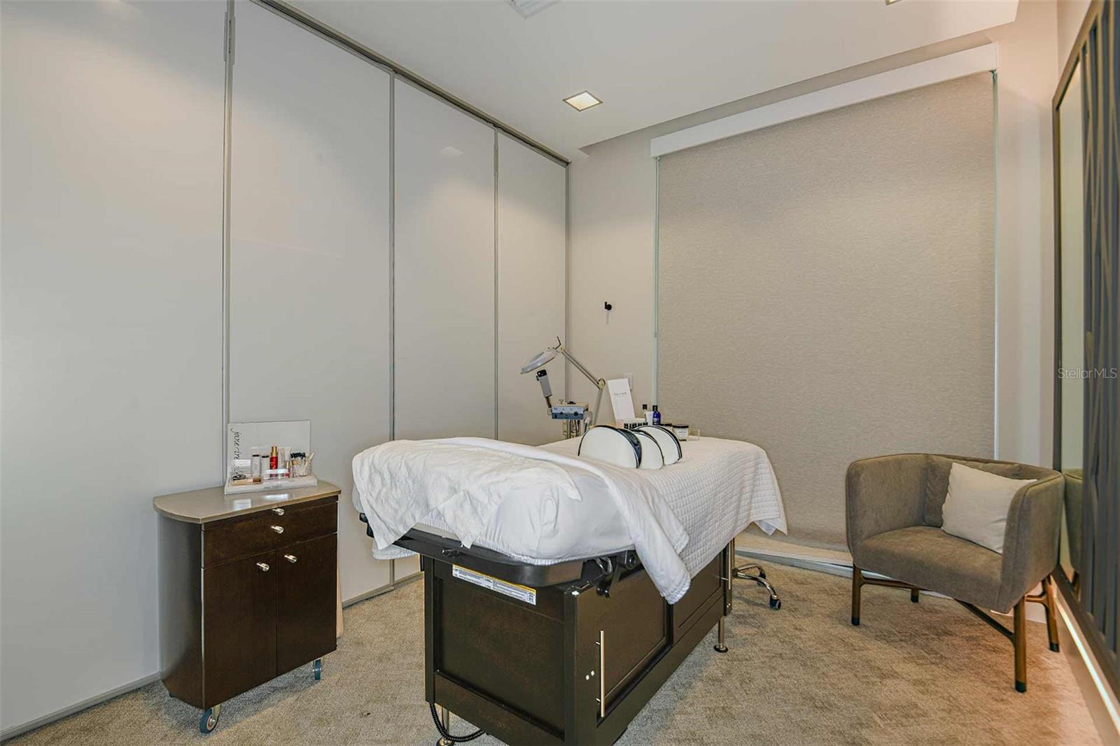 AZARIO ESPLANADE - Residential