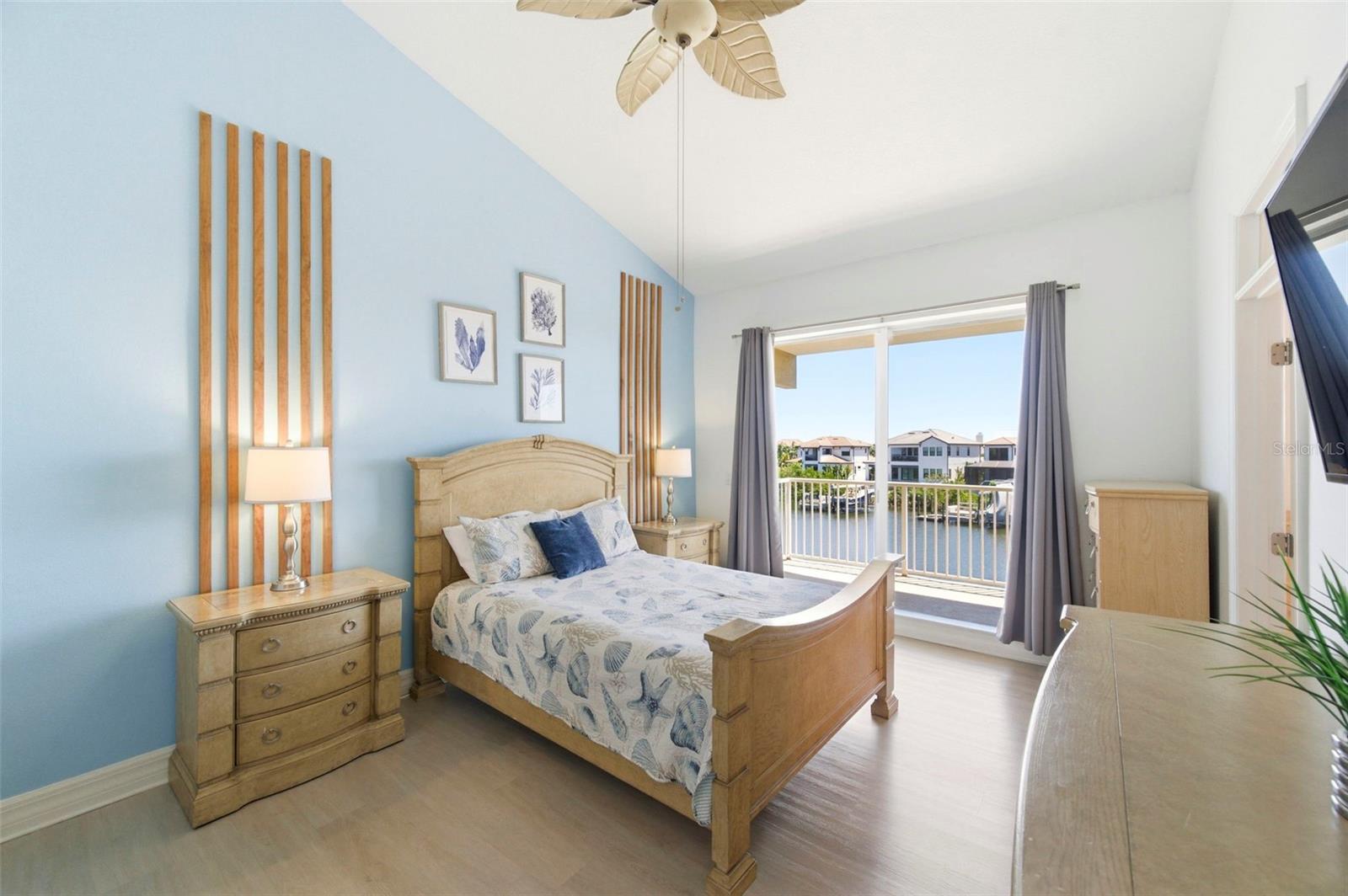 BAHIA BEACH TWNHMS PH 1A - Residential