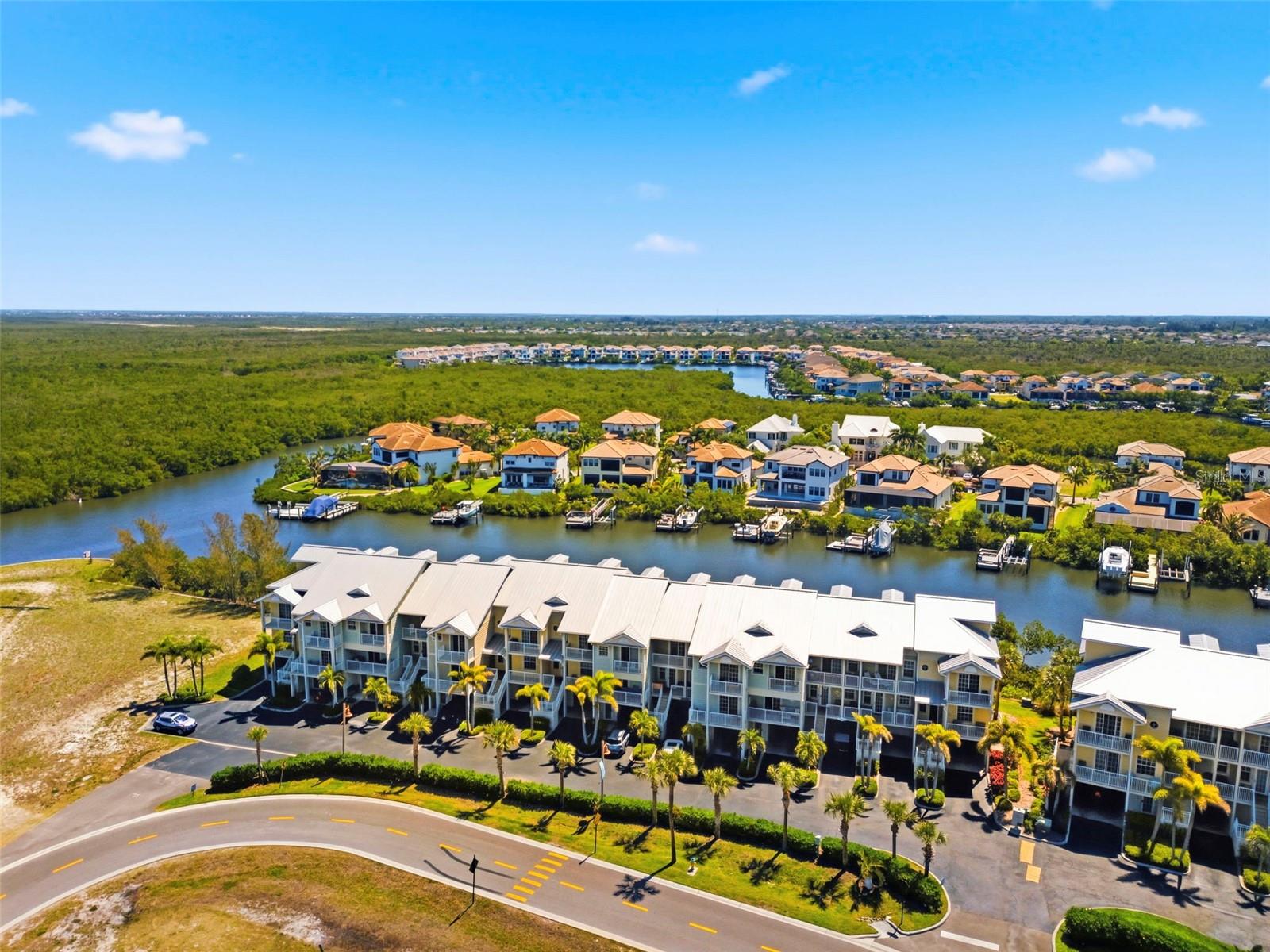 BAHIA BEACH TWNHMS PH 1A - Residential