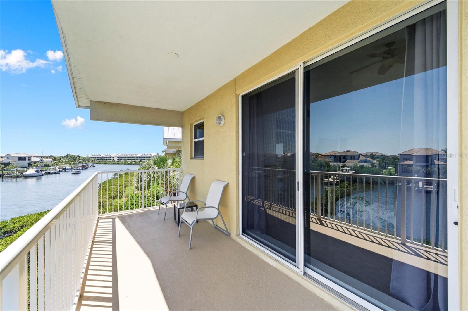 BAHIA BEACH TWNHMS PH 1A - Residential