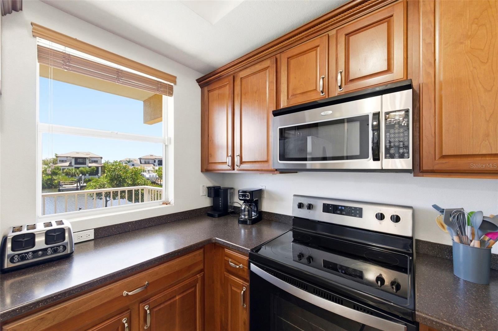 BAHIA BEACH TWNHMS PH 1A - Residential