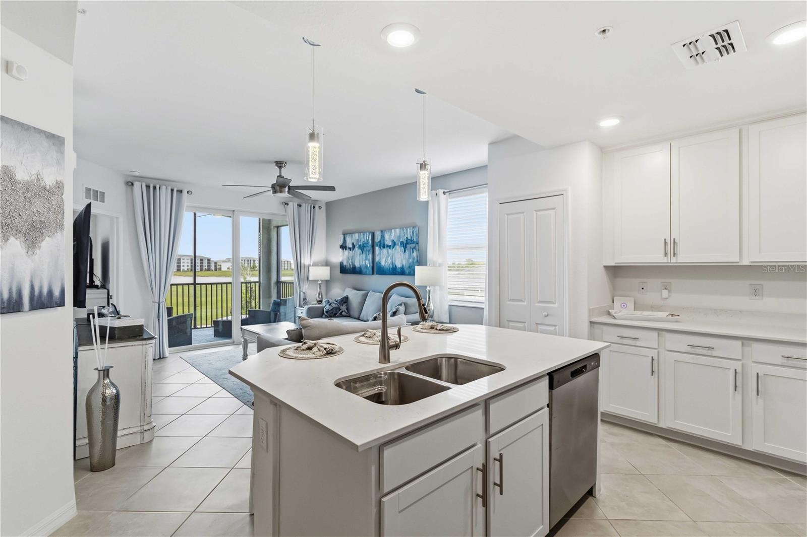 WELLEN PARK GOLF & COUNTRY CLUB - Residential