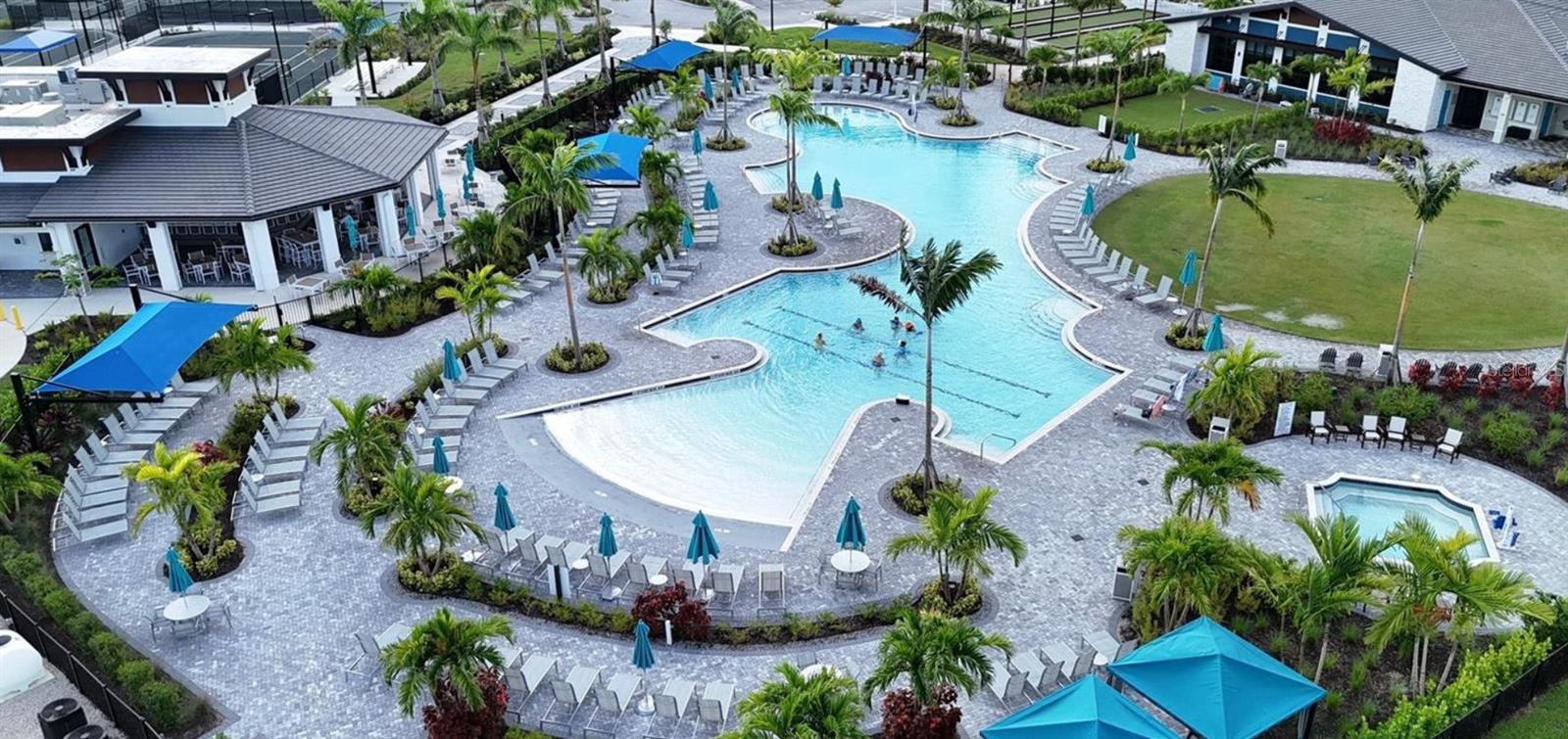 WELLEN PARK GOLF & COUNTRY CLUB - Residential