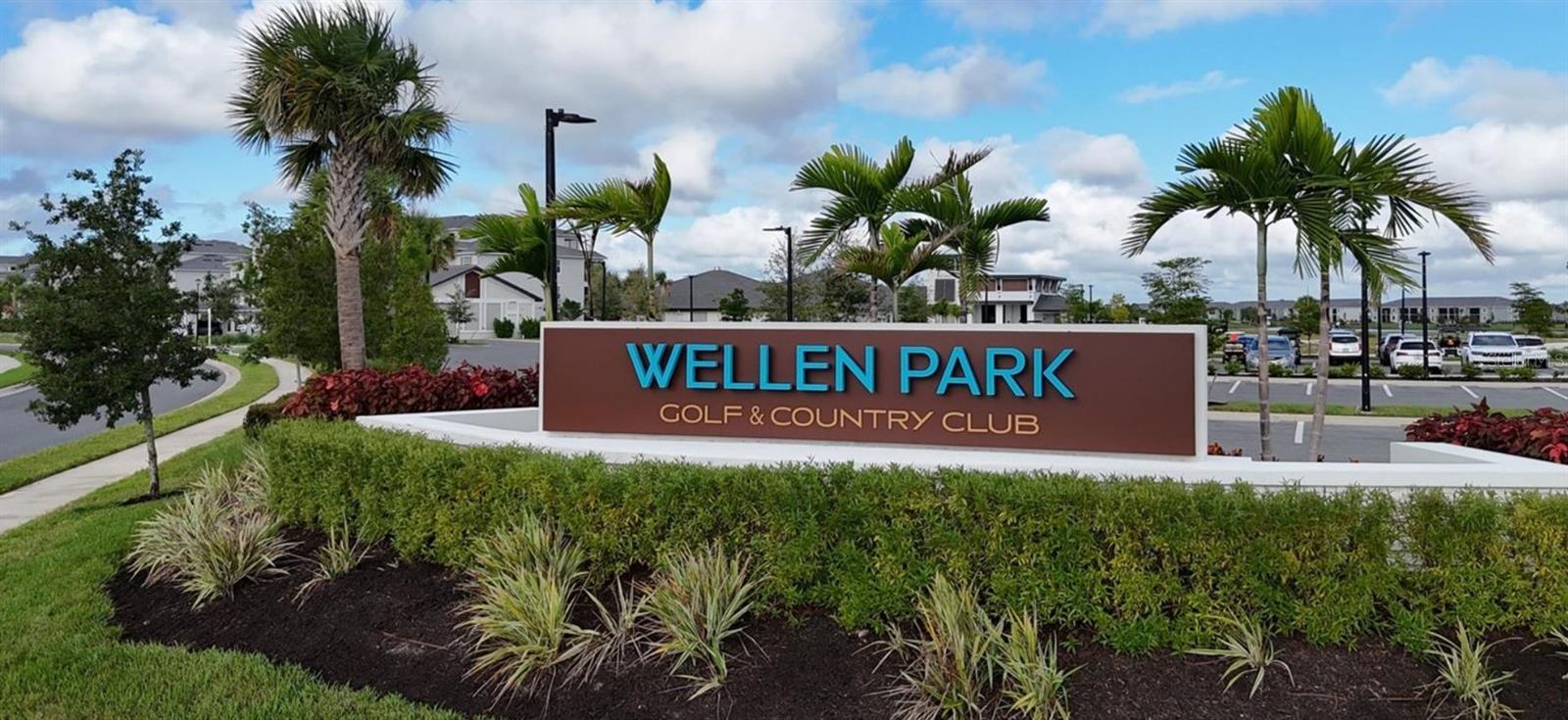 WELLEN PARK GOLF & COUNTRY CLUB - Residential