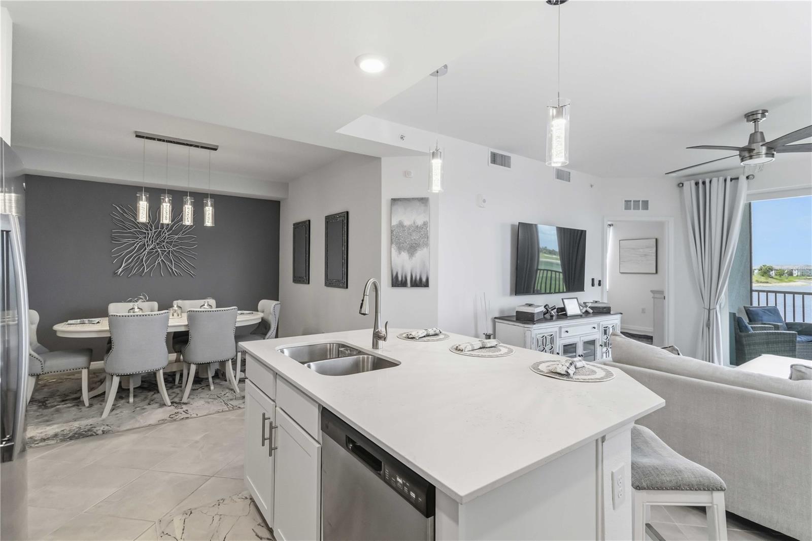 WELLEN PARK GOLF & COUNTRY CLUB - Residential