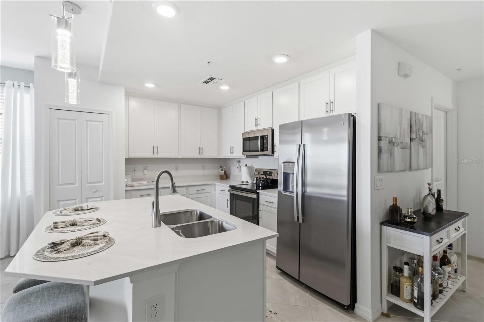 WELLEN PARK GOLF & COUNTRY CLUB - Residential