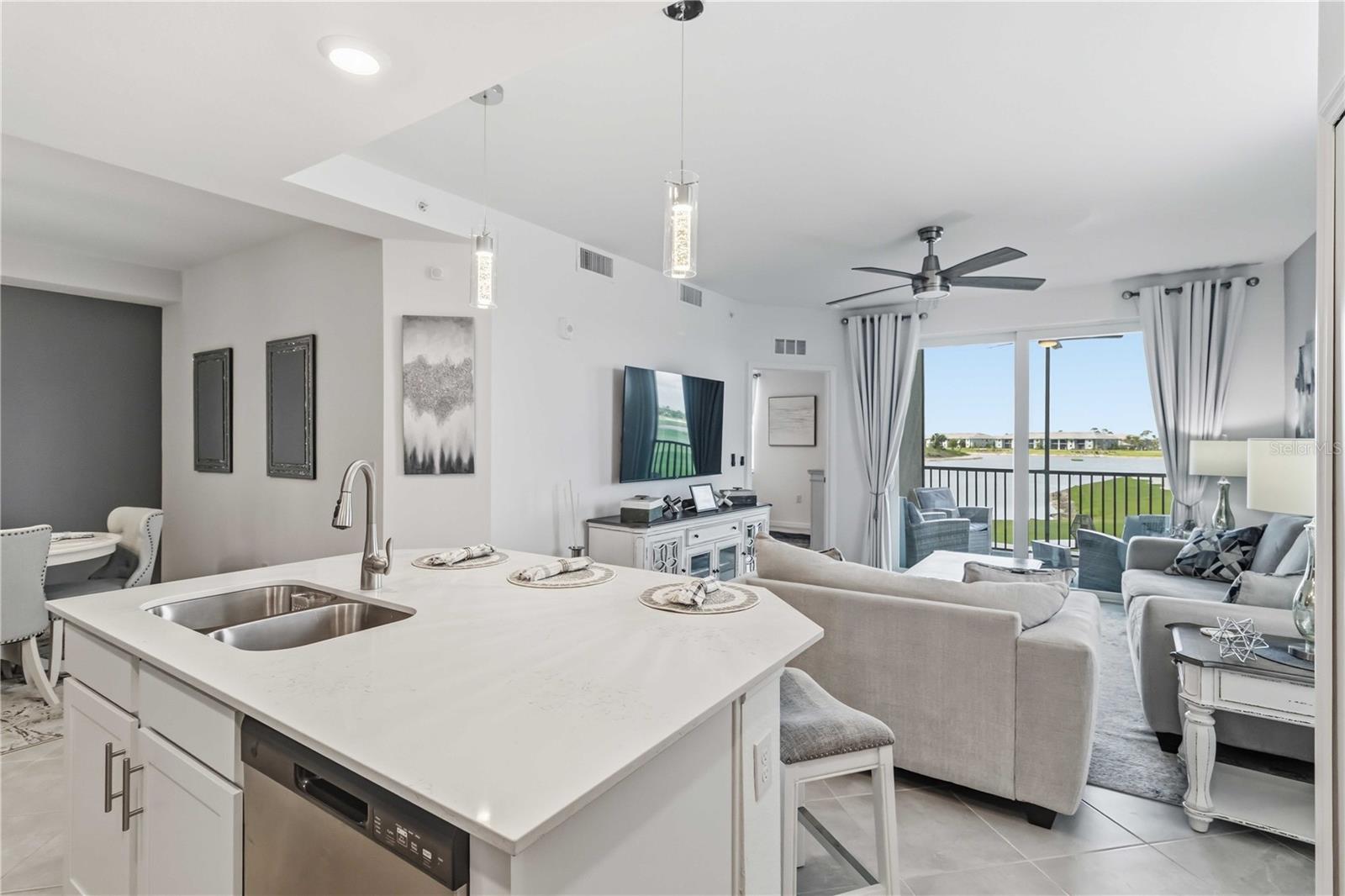 WELLEN PARK GOLF & COUNTRY CLUB - Residential