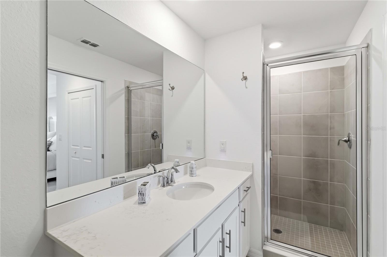 WELLEN PARK GOLF & COUNTRY CLUB - Residential