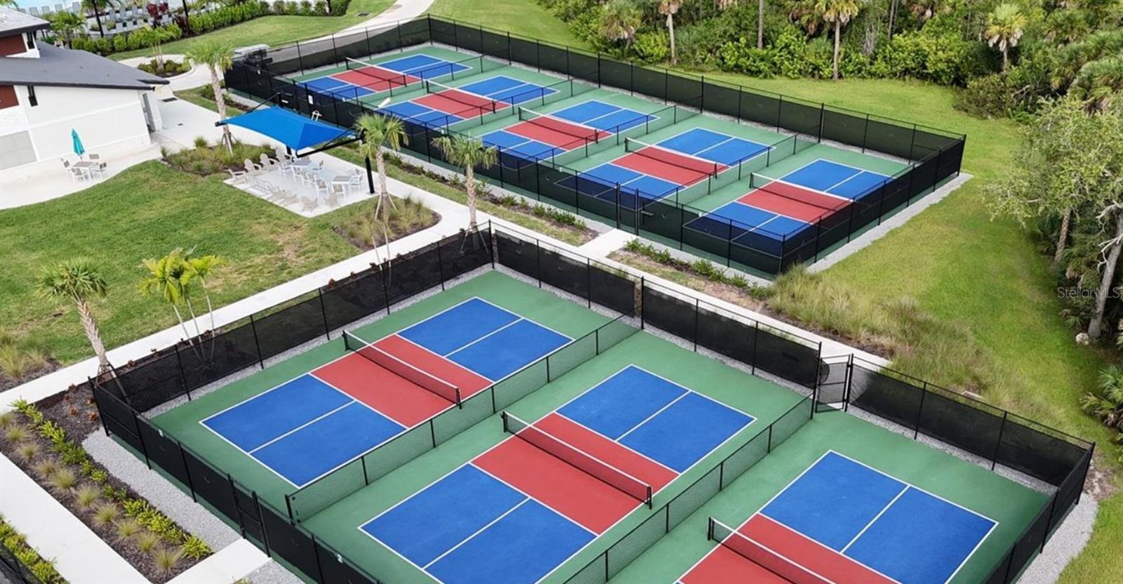 WELLEN PARK GOLF & COUNTRY CLUB - Residential